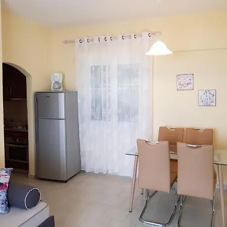 Glyfada Comfortable 155-158